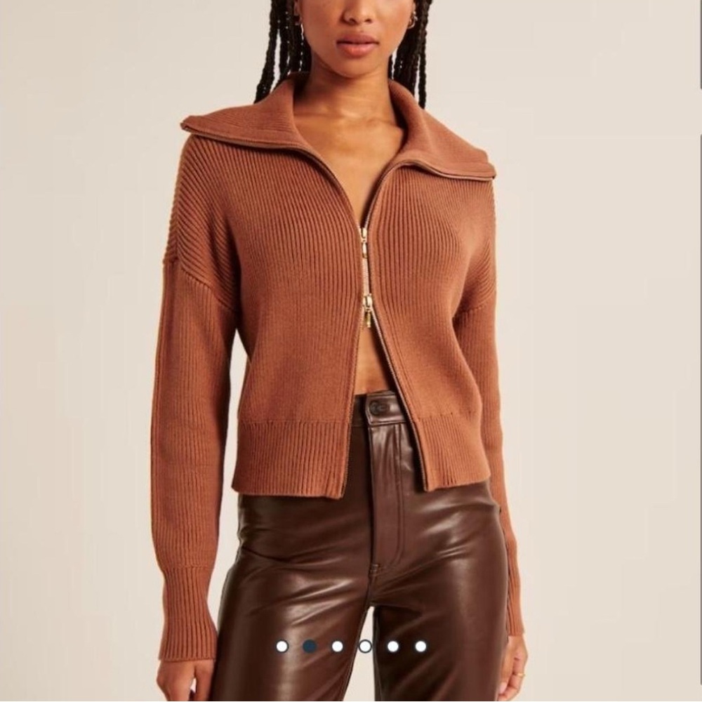 Abercrombie & Fitch Brown Cardigan with Zipper and Collar